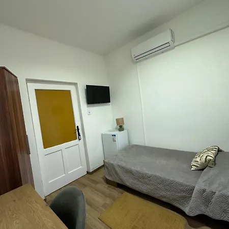 Airport17 3* Vecsés