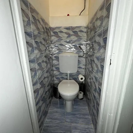 Airport17 Bed & Breakfast