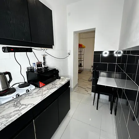 Bed & Breakfast Airport17