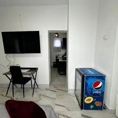 Airport17 Bed & Breakfast