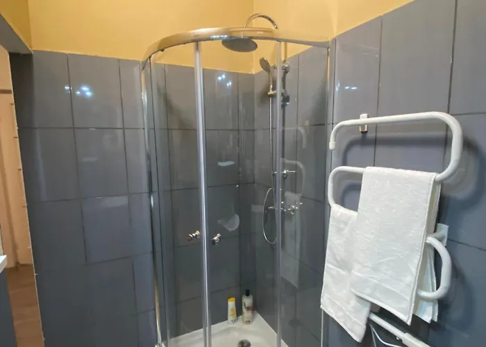 Airport17 3* Вечеш